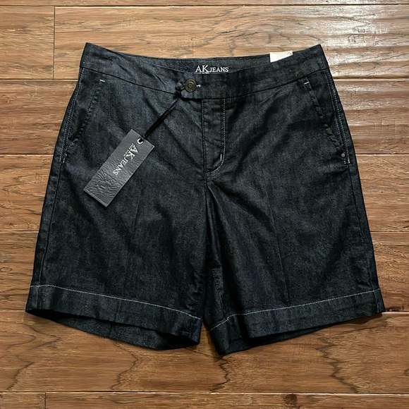 Anne Klein Pants - Anne Klein Women’s Size 10 Denim Trouser Shorts Size 10